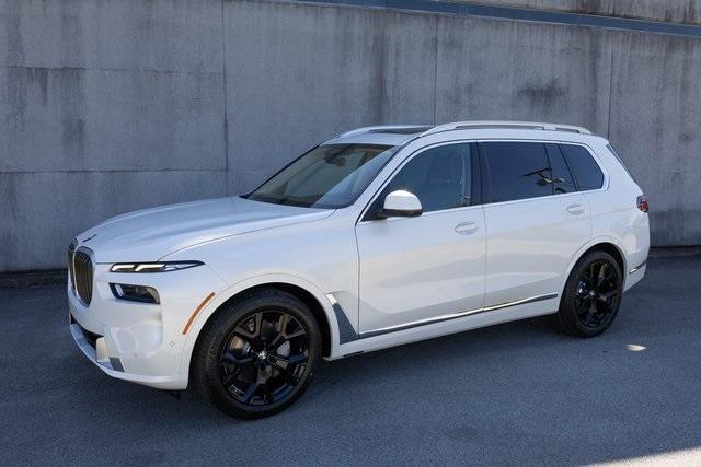 new 2026 BMW X7 car, priced at $93,815