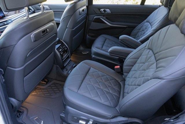 new 2026 BMW X7 car, priced at $93,815