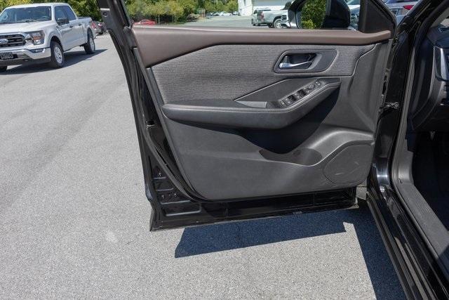 used 2023 Nissan Rogue car, priced at $22,999