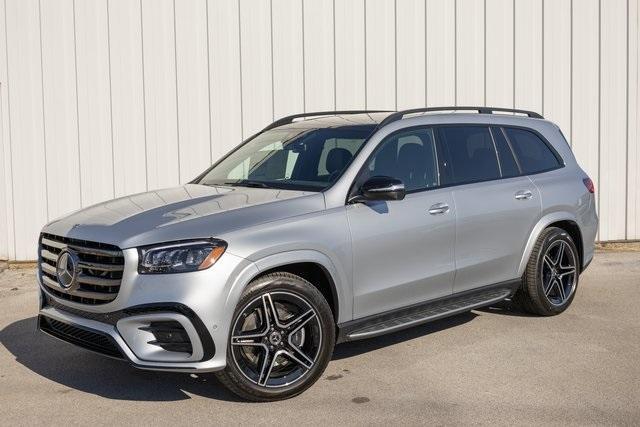 new 2025 Mercedes-Benz GLS 450 car, priced at $95,865