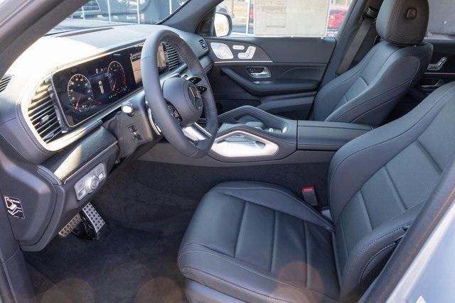 new 2025 Mercedes-Benz GLS 450 car, priced at $95,865