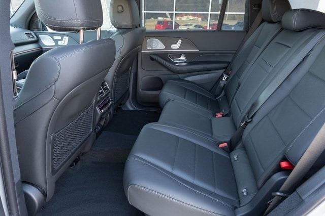 new 2025 Mercedes-Benz GLS 450 car, priced at $95,865