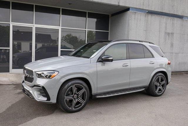 new 2025 Mercedes-Benz GLE 580 car, priced at $100,180