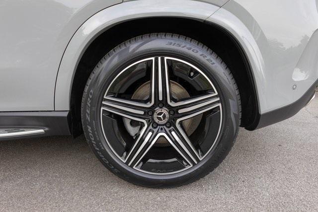 new 2025 Mercedes-Benz GLE 580 car, priced at $100,180