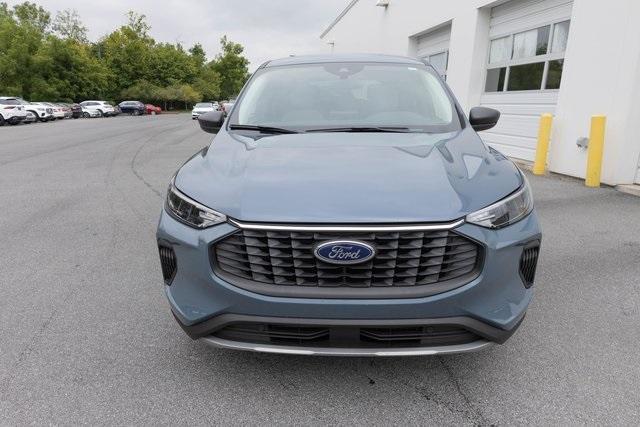 used 2023 Ford Escape car, priced at $24,999