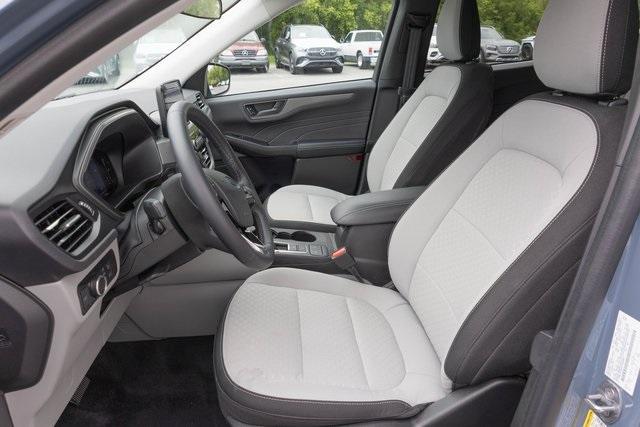 used 2023 Ford Escape car, priced at $24,999