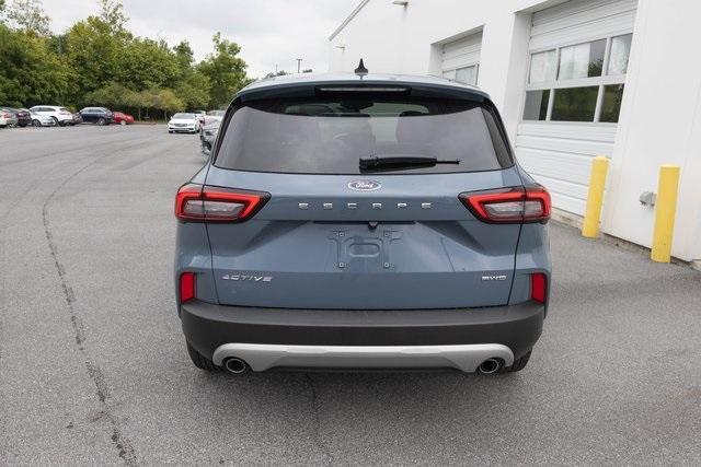 used 2023 Ford Escape car, priced at $24,999