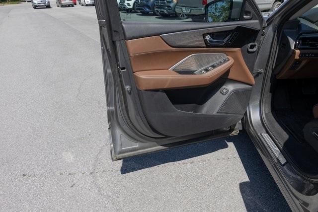 used 2023 Acura MDX car, priced at $43,999