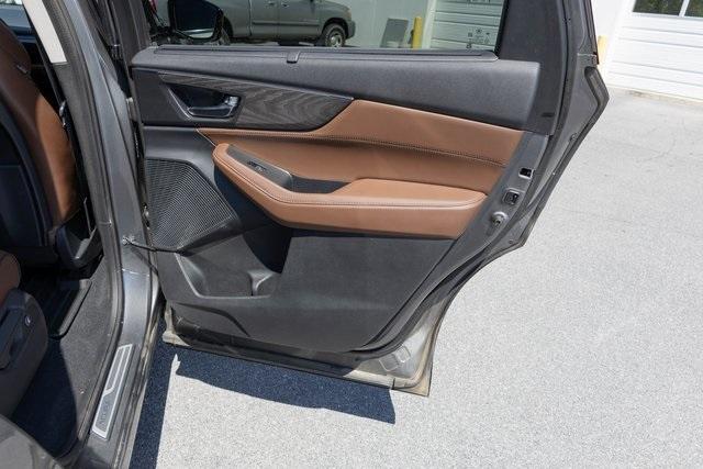 used 2023 Acura MDX car, priced at $43,999