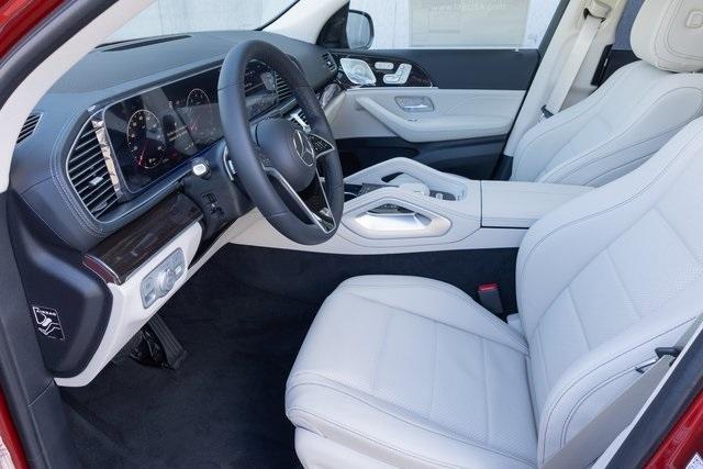 new 2025 Mercedes-Benz GLS 450 car, priced at $94,065