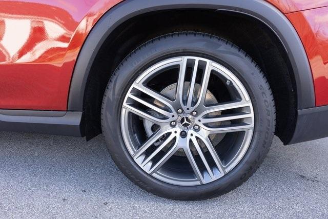 new 2025 Mercedes-Benz GLS 450 car, priced at $94,065