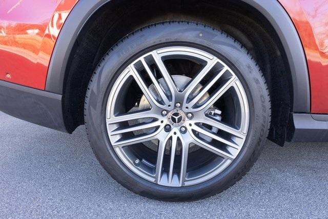 new 2025 Mercedes-Benz GLS 450 car, priced at $94,065