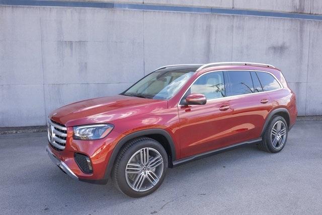 new 2025 Mercedes-Benz GLS 450 car, priced at $94,065