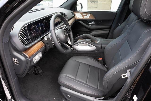 new 2025 Mercedes-Benz GLE 450 car, priced at $80,145