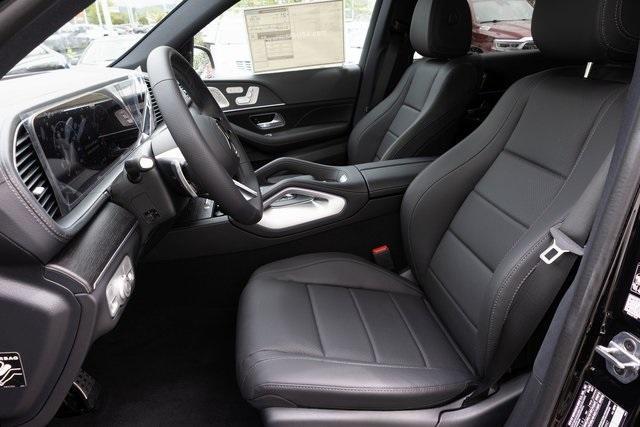 new 2025 Mercedes-Benz GLS 450 car, priced at $97,415
