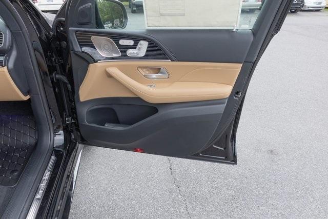 new 2025 Mercedes-Benz GLE 450 car, priced at $85,575