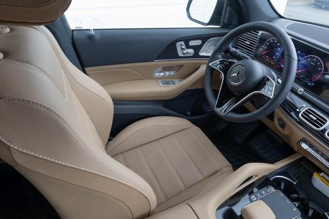 new 2025 Mercedes-Benz GLE 450 car, priced at $85,575