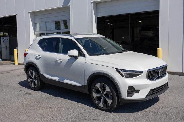 used 2024 Volvo XC40 car, priced at $35,999