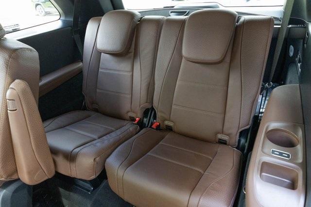 new 2025 Mercedes-Benz GLS 450 car, priced at $106,935