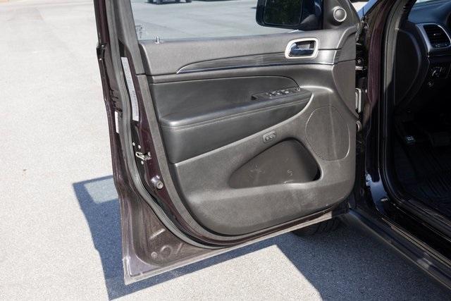 used 2020 Jeep Grand Cherokee car, priced at $18,999