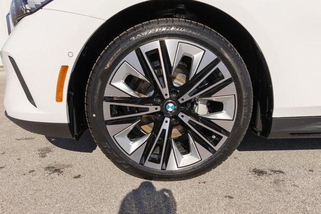 new 2025 BMW 530 car, priced at $62,190