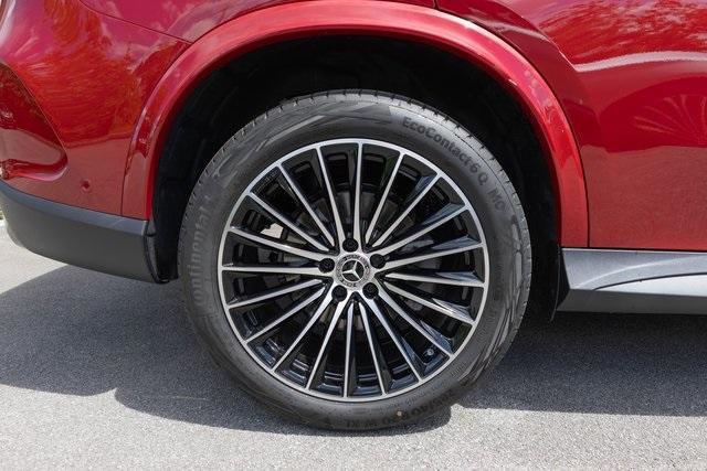new 2025 Mercedes-Benz GLC 300 car, priced at $64,535