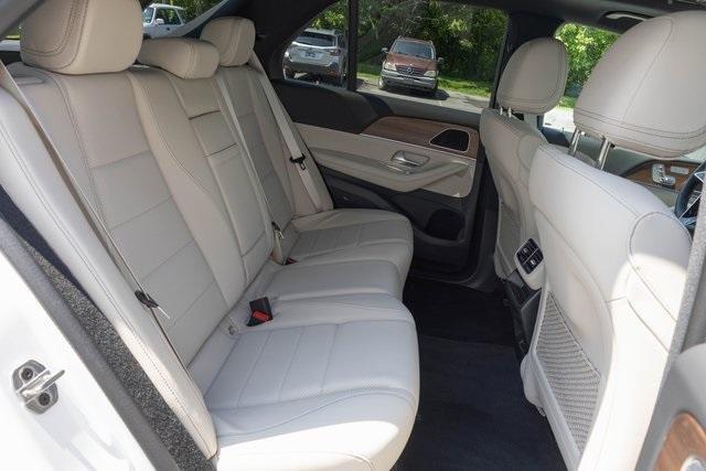 new 2025 Mercedes-Benz GLE 450 car, priced at $73,745
