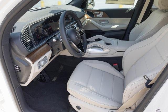 new 2025 Mercedes-Benz GLE 450 car, priced at $73,745