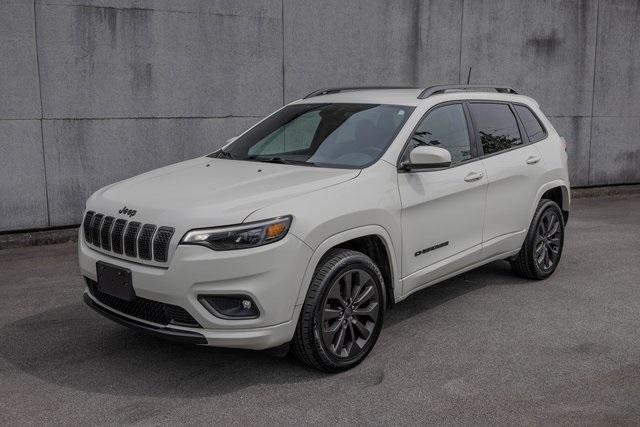 used 2019 Jeep Cherokee car, priced at $17,999