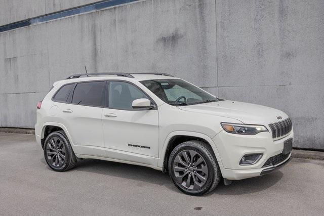 used 2019 Jeep Cherokee car, priced at $17,999