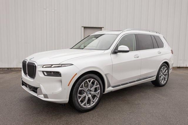 new 2025 BMW X7 car, priced at $92,885