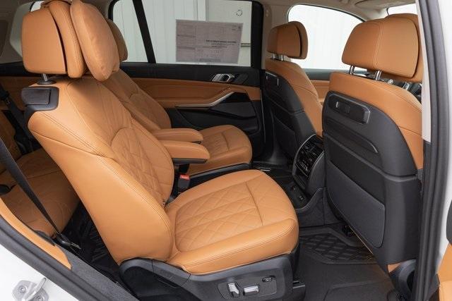 new 2025 BMW X7 car, priced at $92,885