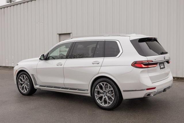 new 2025 BMW X7 car, priced at $92,885