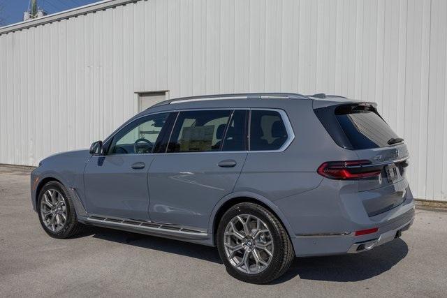 new 2025 BMW X7 car, priced at $92,885