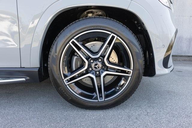 new 2025 Mercedes-Benz GLS 450 car, priced at $102,105