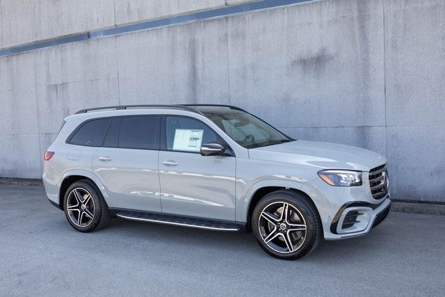 new 2025 Mercedes-Benz GLS 450 car, priced at $102,105