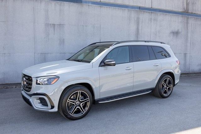 new 2025 Mercedes-Benz GLS 450 car, priced at $102,105