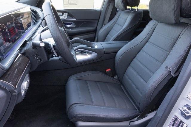 new 2025 Mercedes-Benz GLS 450 car, priced at $102,105