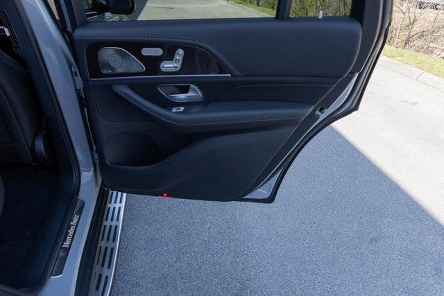 new 2025 Mercedes-Benz GLS 450 car, priced at $102,105