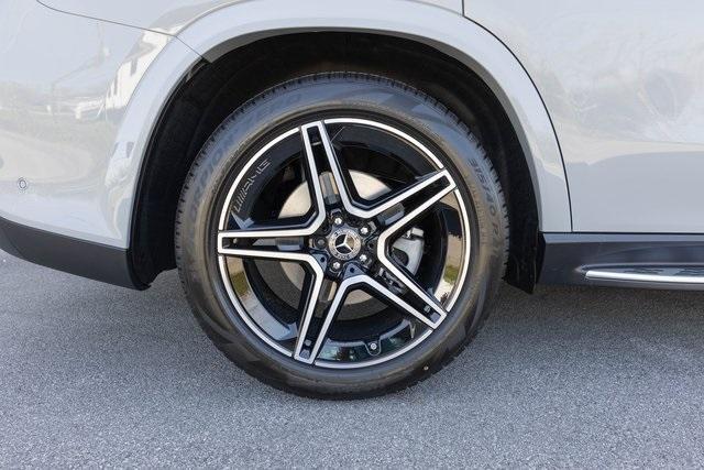 new 2025 Mercedes-Benz GLS 450 car, priced at $102,105