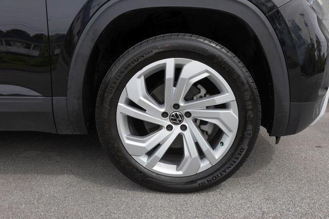 used 2021 Volkswagen Atlas car, priced at $20,999