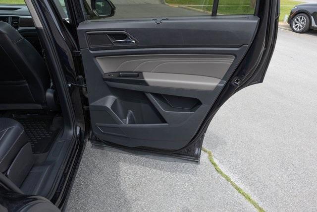 used 2021 Volkswagen Atlas car, priced at $20,999