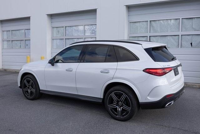 new 2025 Mercedes-Benz GLC 300 car, priced at $65,905