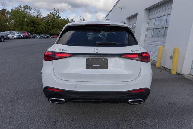 new 2025 Mercedes-Benz GLC 300 car, priced at $65,905