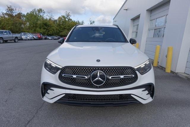 new 2025 Mercedes-Benz GLC 300 car, priced at $65,905