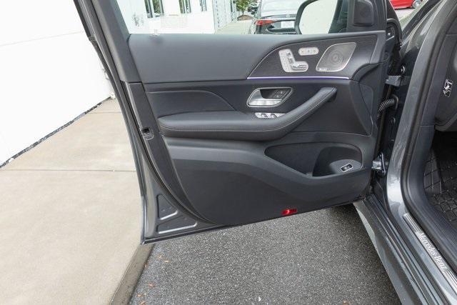 new 2025 Mercedes-Benz GLS 450 car, priced at $94,185