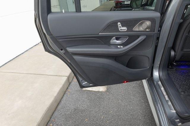 new 2025 Mercedes-Benz GLS 450 car, priced at $94,185