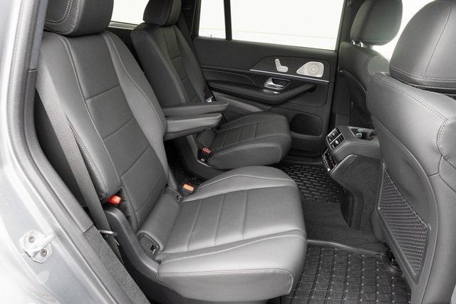 new 2025 Mercedes-Benz GLS 450 car, priced at $94,185
