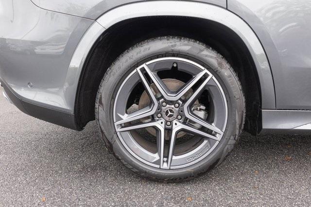 new 2025 Mercedes-Benz GLS 450 car, priced at $94,185