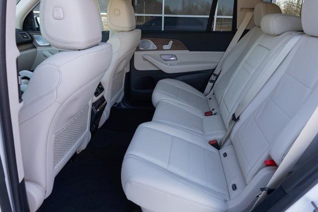 new 2025 Mercedes-Benz GLS 450 car, priced at $91,800